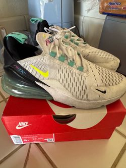 Size 4y $20 needs cleaning