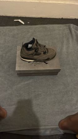Air jordan 4 retro size 9.5
