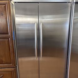 Kitchen Aid 42” Built In Fridge Same Day Delivery 🚚 