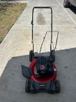 Yard Machines 21" Gas Push Lawn Mower