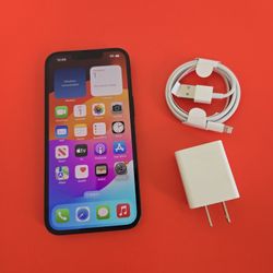 Apple iPhone 13 - UNLOCKED - Like New