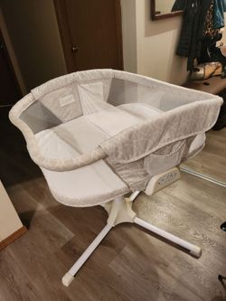 Halo Twin Bassinet