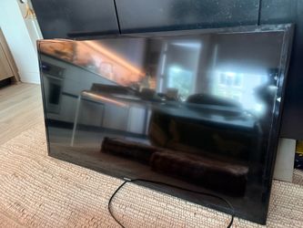 40 inch Samsung tv with arm mount