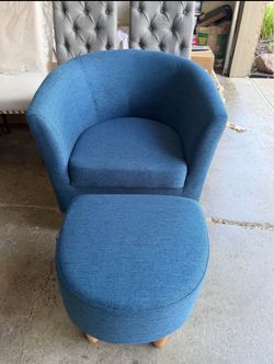 Brand new chair with foot stool for $100