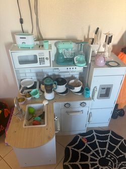 Play Kitchen with Accessories