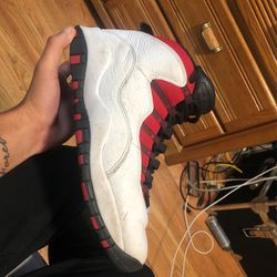 Air jordan 10’s Size 10 Condition 7/10