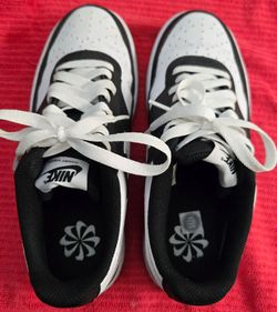 Nike Court Vision Black & White 6.5