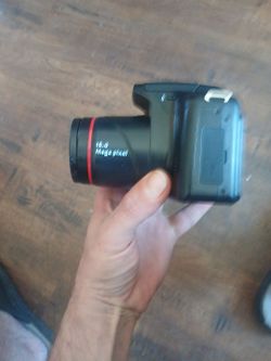 16MP Digital Camera with Zoom Lens