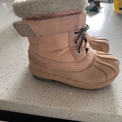 Girls size 9 snow boots $10