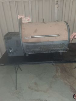 Landmann wood pellet smoker grill