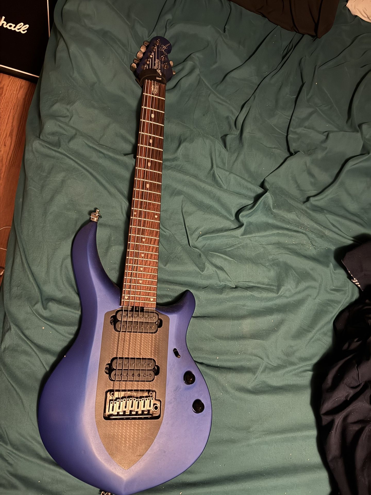 MusicMan JP Majesty 7