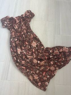 Brown dress