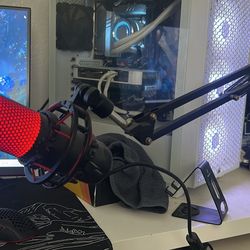 Hyper X Quad cast Microphone And Arm Stand