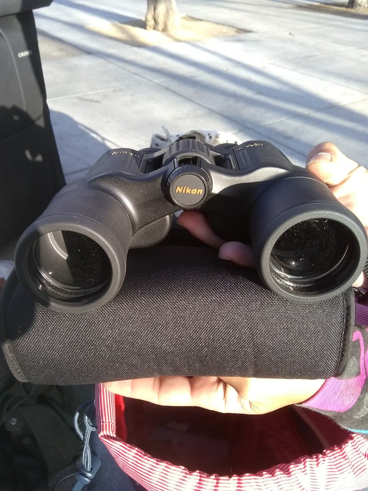Nikon a c u l o n a 211 binoculars