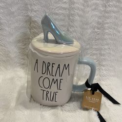 New With Tags Rae Dunn Disney Princess Collection Large Mug With Shoe Topper 