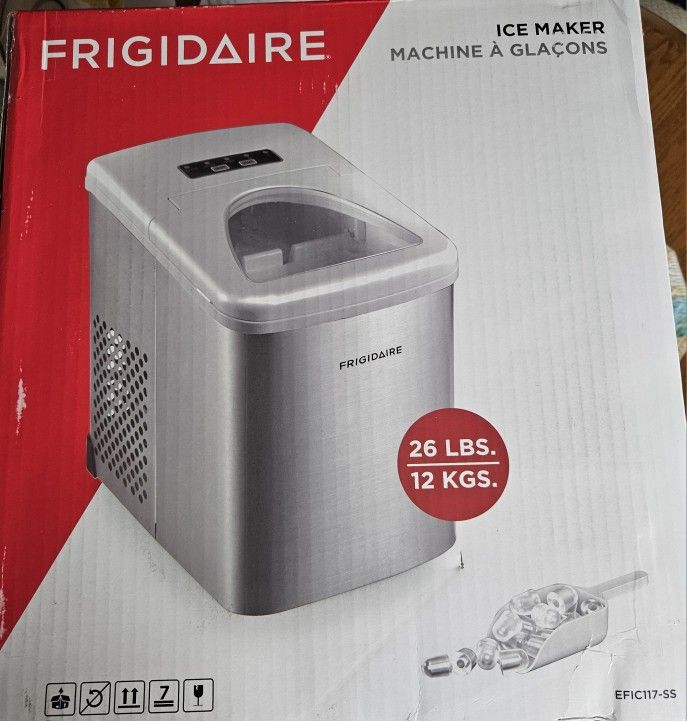 Frigidaire Ice Machine