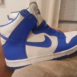 Nike Dunks Size 5.5 Youth