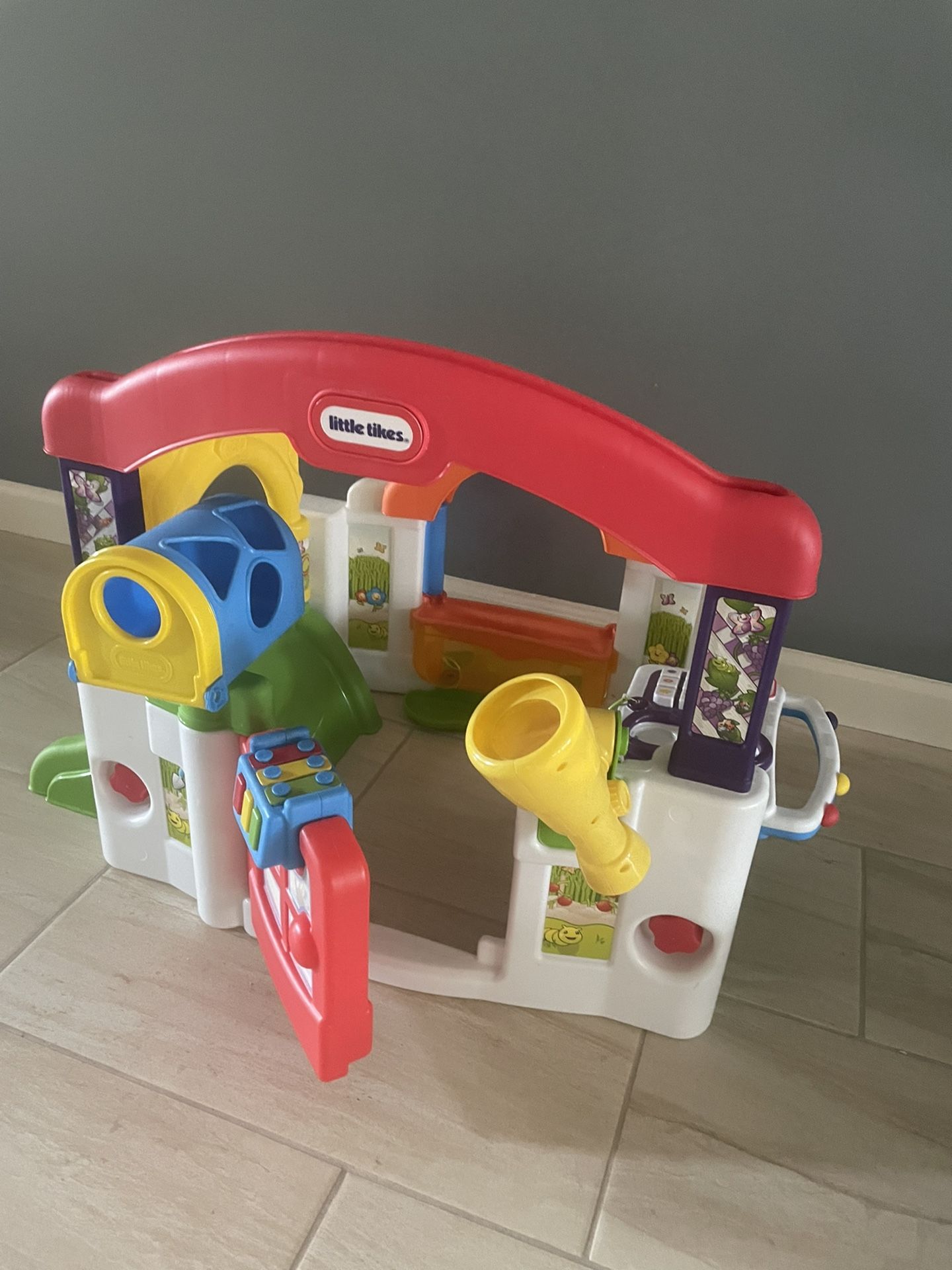 Fisher Price Garden Play Baby/toddler Toy
