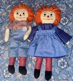 Raggedy Ann and Raggedy Andy