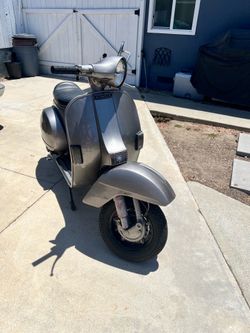 Vespa p125x