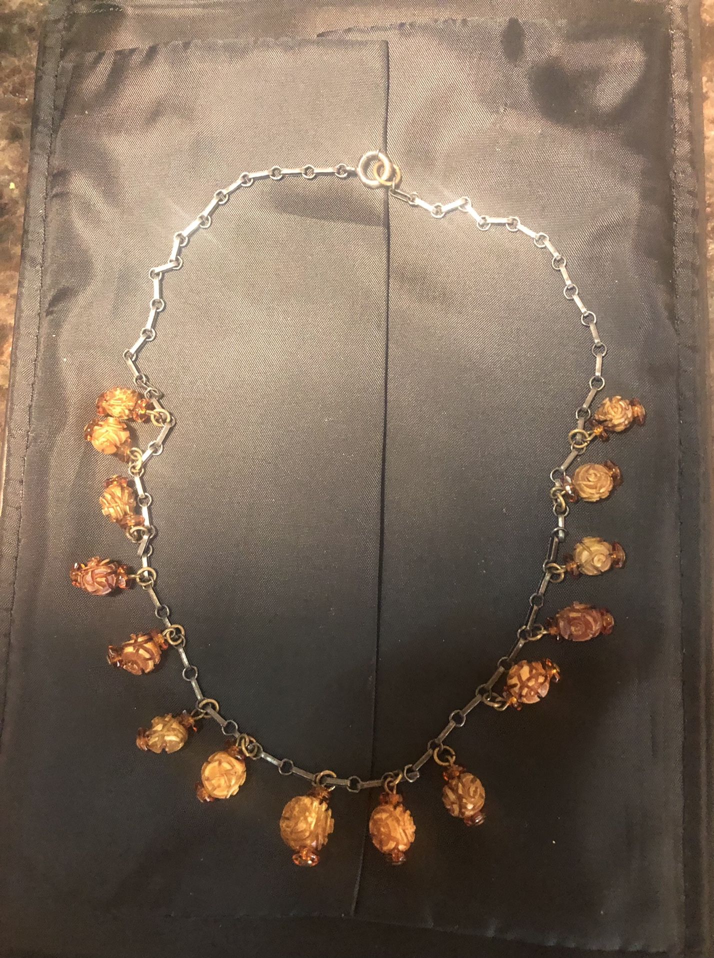 Carved Hediao Flowers With Amber Vintage Choker Necklace 