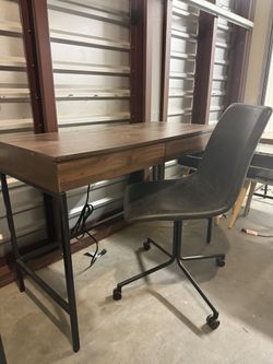 Desk And Chair 