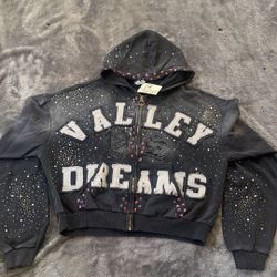 Valley Hoodie