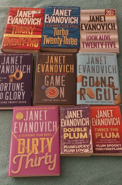 Janet Evanovich Bundle: Stephanie Plum Novels