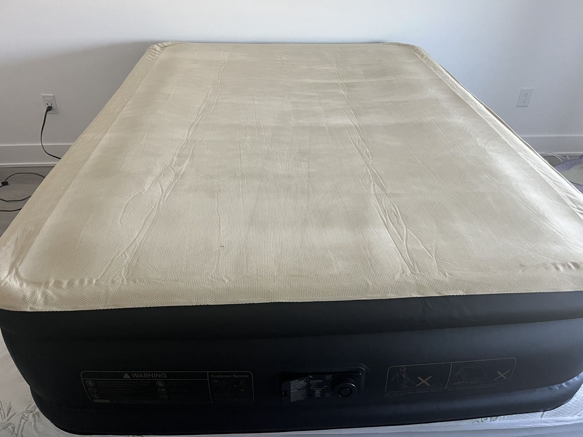 Queen Air Mattress With Build In Pump And Foam Topper