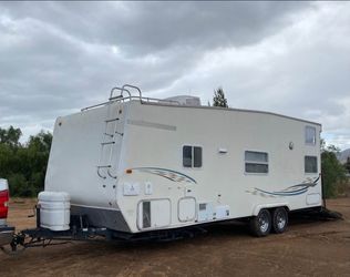 2001 toyhauler travel trailer