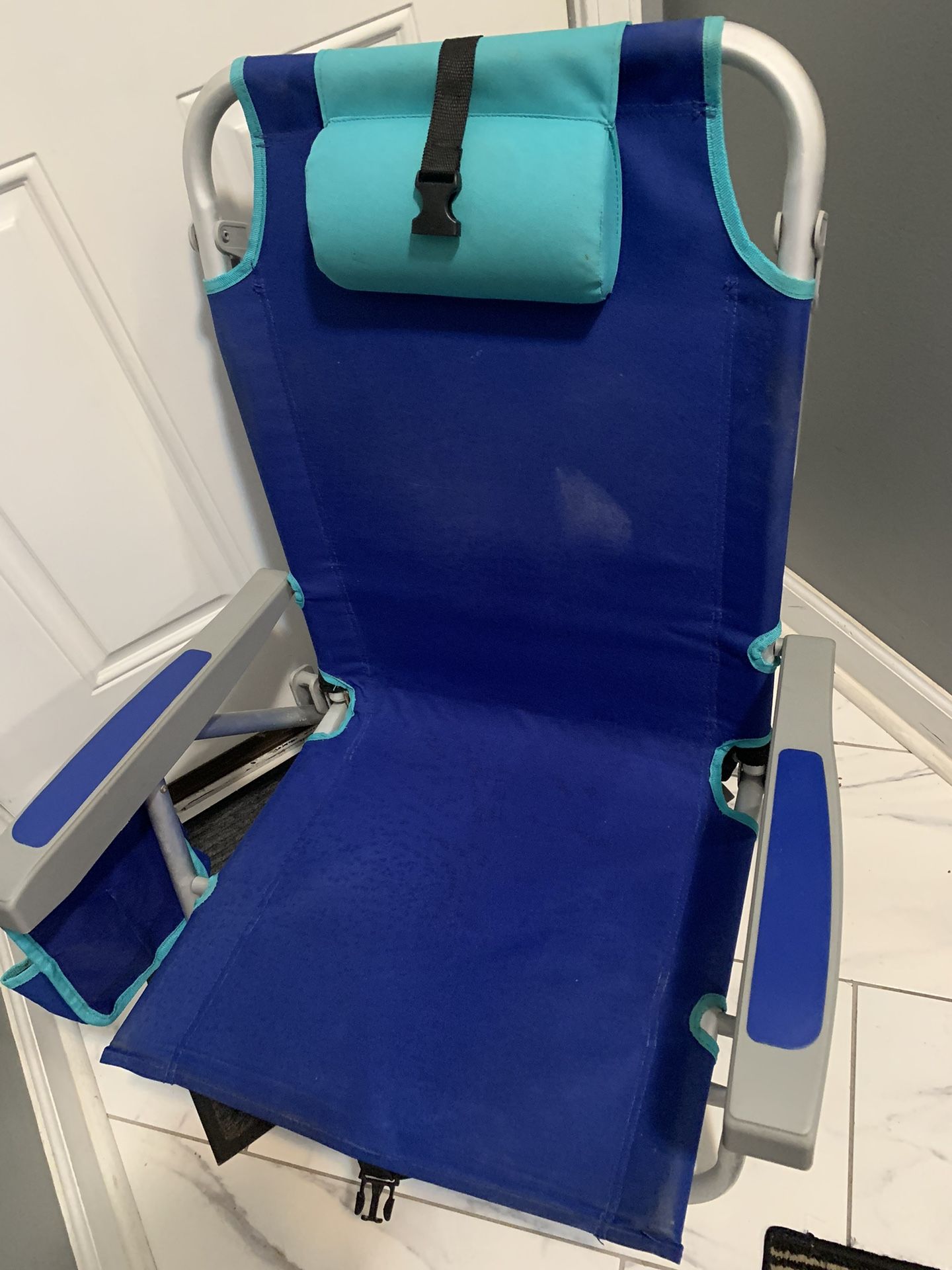 Beach Chair Used Good 