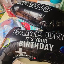 FREE Game on birthday Decor