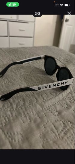 Unisex Givenchy sunglasses