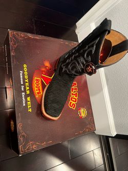 Python Boots