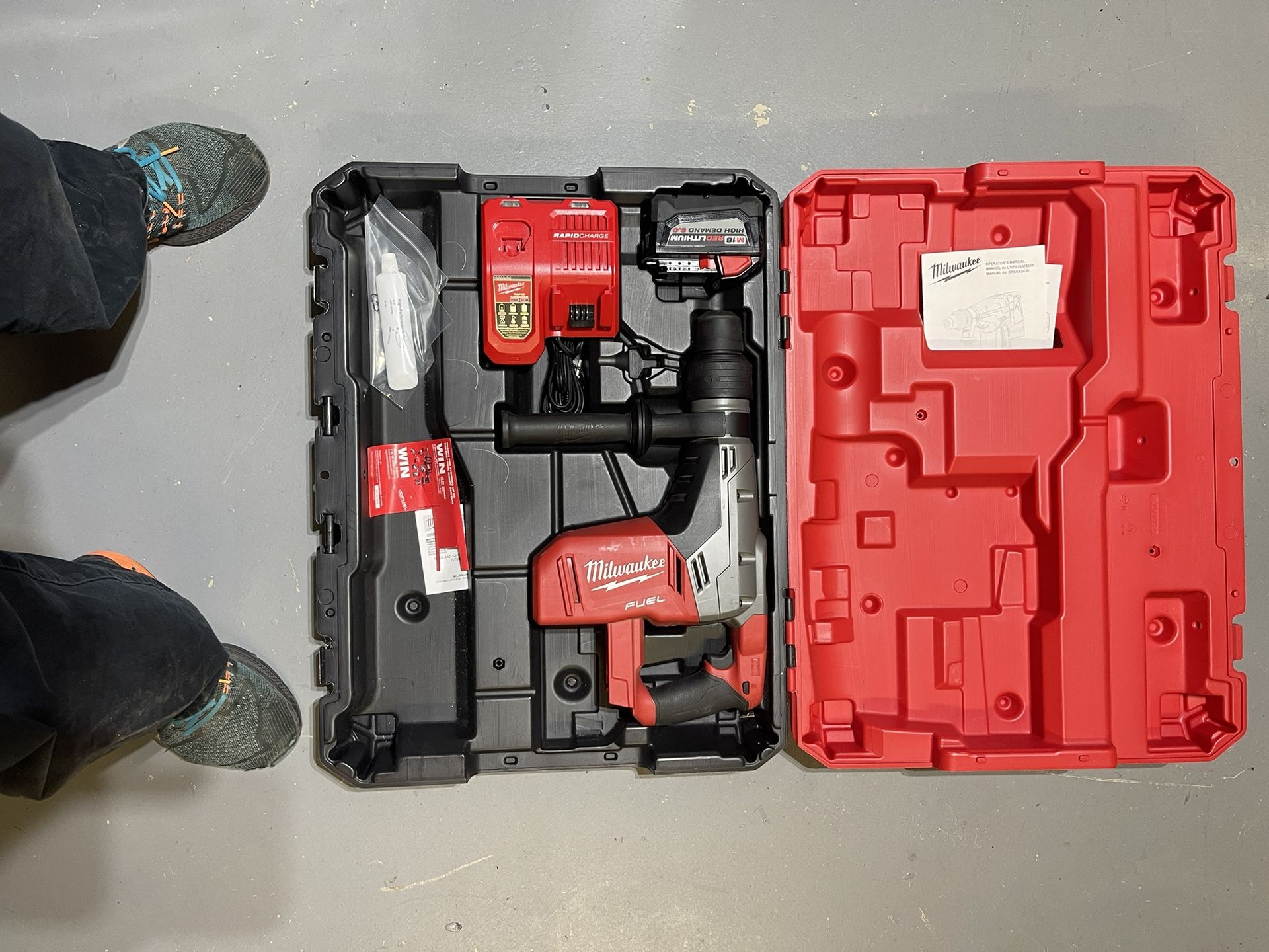 Milwaukee 2717-21HD Hammer/Drill Kit