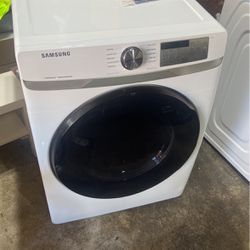 Broken - 7.5 cu. ft. Electric Dryer with Steam Sanitize+ in White