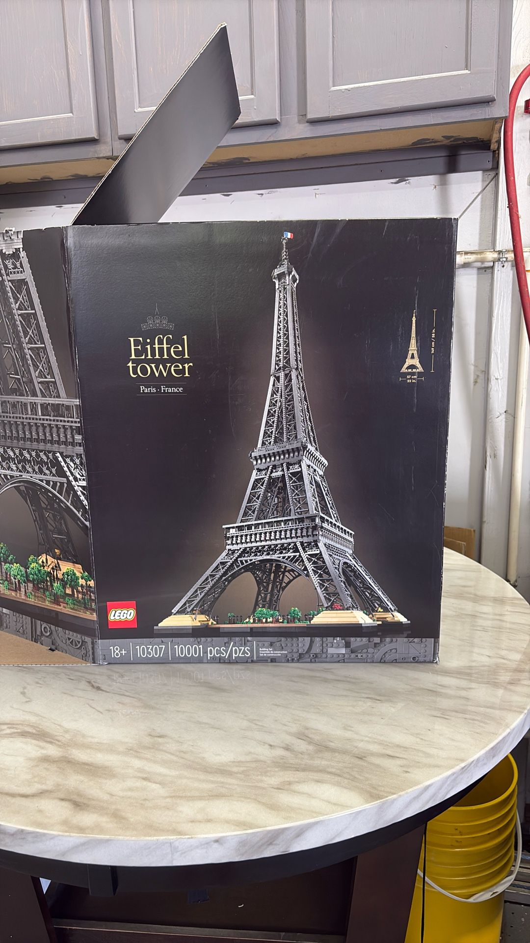 LEGO Icons Eiffel Tower 10307 – 10,001 Pieces – Complete with Box & Manuals