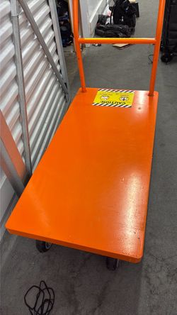 Warehouse pushcart