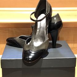 New Tahari Patent Leather Heels Size 8.5  