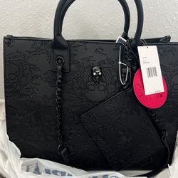 Black Skull Bag Betsy Johnson