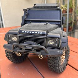Traxxas Defender 1/10 Scale