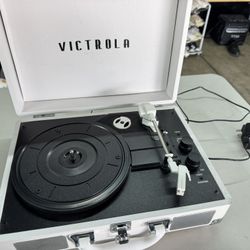 Record Player With 12 Records!