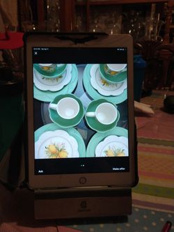 Vajilla Lemoncello.
