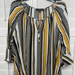Women’s Blouse Size 1X $10