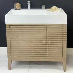 36" Freestanding Whitewashed Walnut Bathroom Vanity w/ Infinity Sink