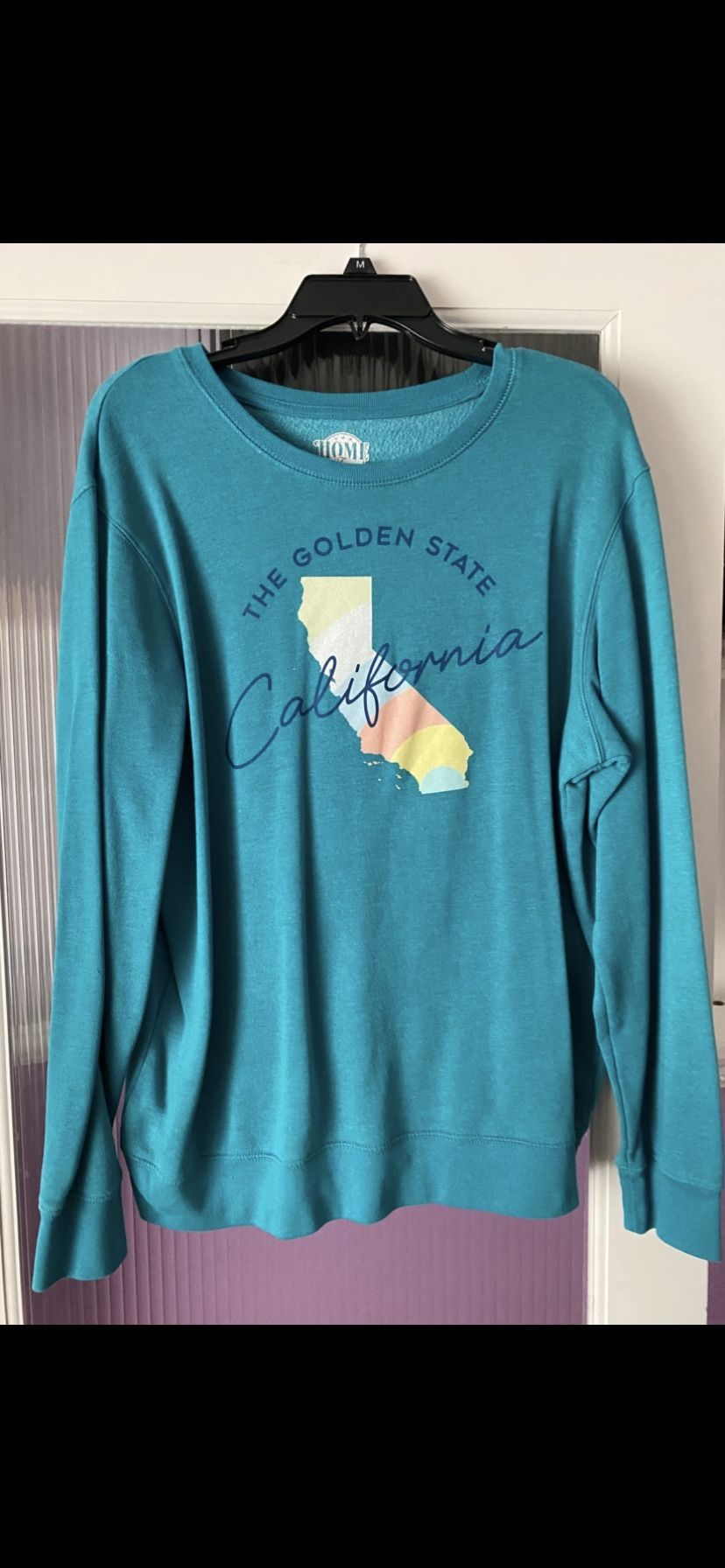 turquoise top
