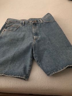 Men’s Wrangler Original Jean Shorts size 36