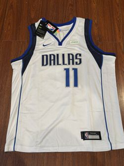 Nike Youth XL Mavericks Kyrie Irving 11 Swingman Jersey White NWT Embroidered