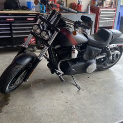 Motorcycle 