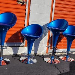 New ****bar stools. ***read description 